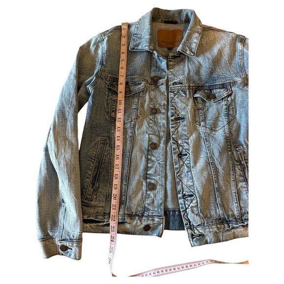 American Eagle Outfitters Light Blue Denim Jacket - Picture 4 of 5